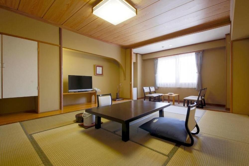 Shiga Park Hotel Yamanouchi  Bagian luar foto